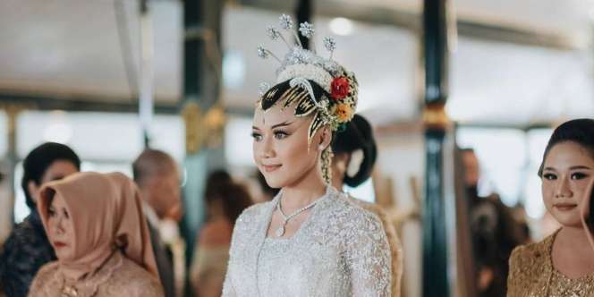 Anggunnya Riasan Paes Ageng, Ada Versi Pakem dan Modifikasi