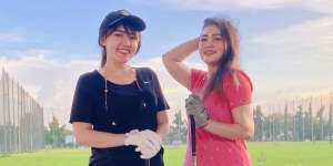 Dihujat Netizen Soal Uang Bulanan dari Sang Kakak, Adik Via Vallen Kena Mental