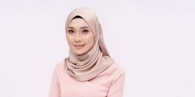 Dua Kunci Pengaplikasian Eyeshadow Lebih Rapi