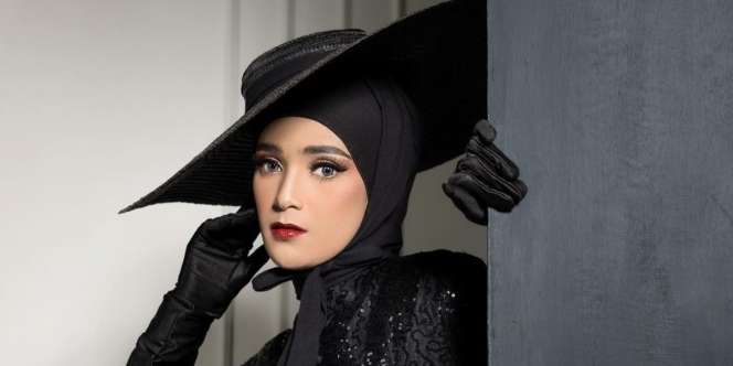 5 Potret Nadya Mustika yang Disebut Mirip Barbie Hidup