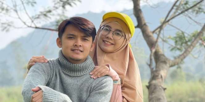 Intip 5 Potret Auliya Rahmi, Mantan Istri Dodi Hidayatullah Personel ADAM Musik