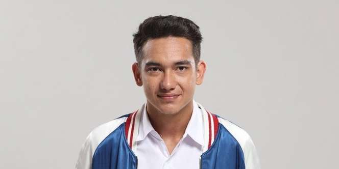 Cerita Adipati Dolken Jadi Ayah Baru: Semula Terganggu, Begitu Lihat Mata Anak Berubah Haru