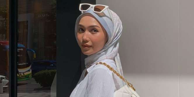 Cara Styling Kerudung Segiempat Tanpa Jarum Pentul