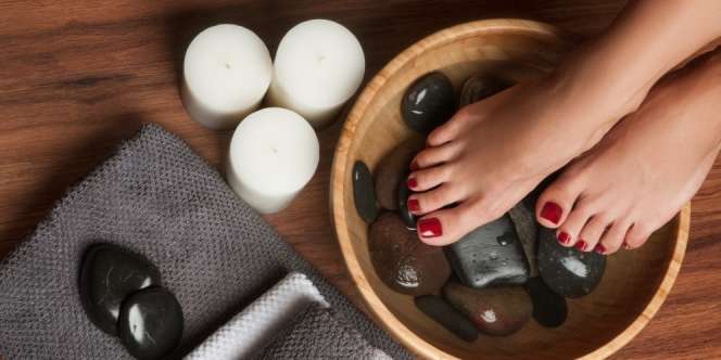 4 Manfaat Pedicure Batu Panas, Bisa Tingkatkan Kualitas Tidur