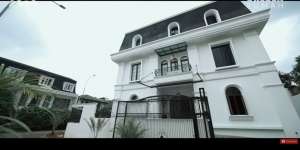 Potret Rumah Baru Eko Patrio Seharga Rp150 M, Kolam Renangnya Beda dari yang Lain!