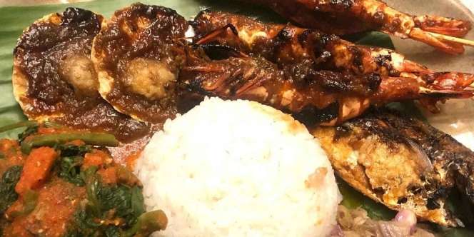Biar Namanya Nasi Bungkus, Tapi Menu Satu Ini Siap Memanjakan Pecinta Seafood