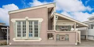Desain Nostalgia Rumah Retro yang Dibangun 1950an