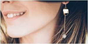 Arti Mimpi Anting Hilang Sebelah, Apakah Pertanda Kehilangan Sesuatu?