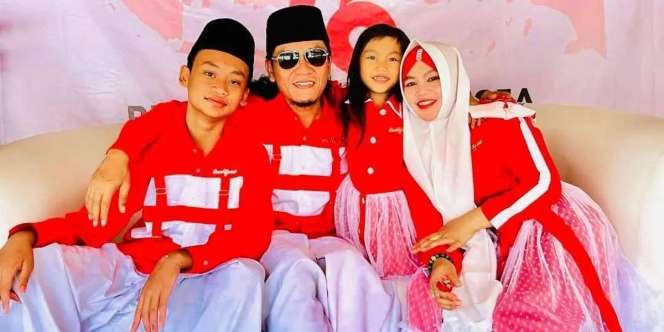 Sering Ditinggal Dakwah, Putri Gus Miftah Rindu Sampai Menangis