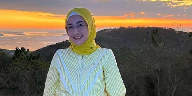 Bukan King Nassar, Desy Ratnasari Mesra Bareng Pria Ini Saat Liburan ke New York