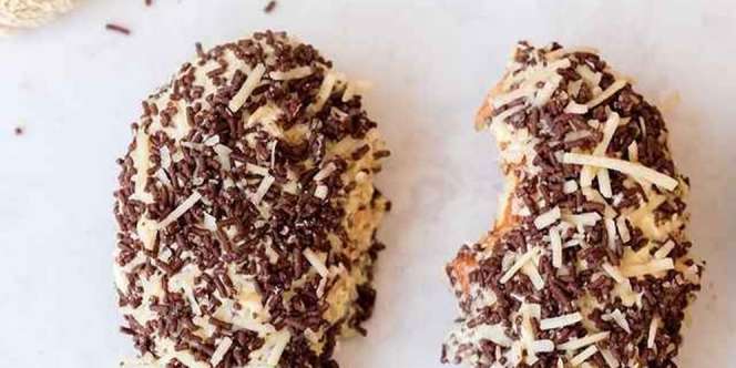 Bertabur Cokelat dan Keju, Cita Rasa Donat Paha Ayam Ini Bikin Penasaran