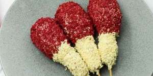 Nasional Banget, Donat Merah Putih Ini Enaknya Bikin Ketagihan