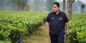 Erick Thohir Kaji Tarif Parkir Murah Buat Mobil Listrik di Kantor BUMN dan Bandara