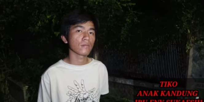 Sosok Tiko yang 11 Tahun Rawat Ibu Eny di Rumah Mewah Terbengkalai Tanpa Listrik, Dikenal Cerdas dan Santun