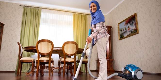 Samarkan Goresan Pada Lantai Kayu Berbahan Vinyl dengan Minyak Zaitun