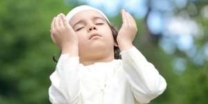 Latih Buah Hati Sholat dengan Khusyuk, Ilmu dari Habib Syech