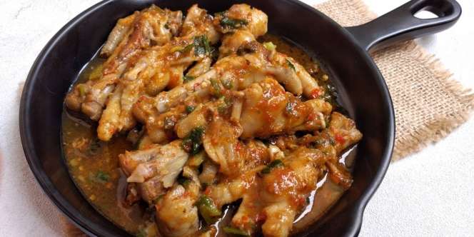 Trik Masak Ceker Empuk Hingga Dalam Tanpa Presto