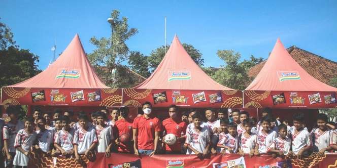 Mi Instan Indomie Ternyata Sudah Berusia Setengah Abad, Perbaiki Fasilitas 50 Sekolah untuk Rayakan Hari Lahir