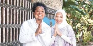 Netizen +62 Sibuk Ulas Wajah Anak Arie Kriting, Komentar Ernest Bukti Teman Sejati
