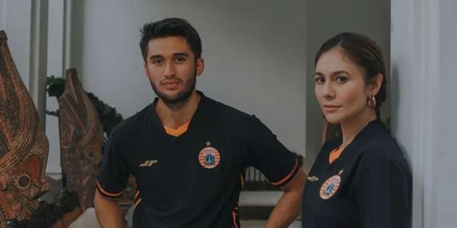 Asyik Berjoget Bareng Pacar, Penampilan Wulan Guritno Bikin Salfok!