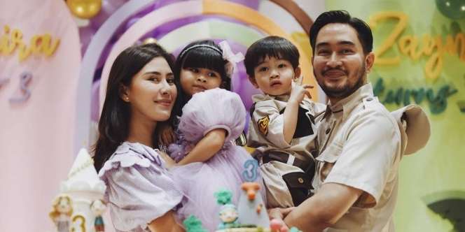 Pesta Ultah Bertema Campuran Digelar untuk Anak Kembar Syahnaz dan Jeje