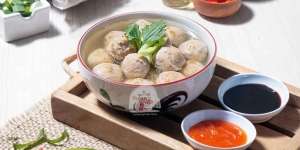 Kelezatannya Bikin Puas, Bakso Urat Sedang Ini Siap Manjakan Lidah Warga Jakarta