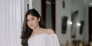 Pesona Erina Gudono Hadiri Pernikahan YouTuber Nex Carlos