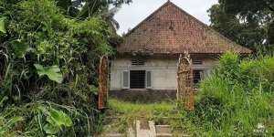 10 Potret Rumah Tua Peninggalan Belanda, Dikira Kosong dan Angker, Ternyata Dalamnya Bikin Takjub!