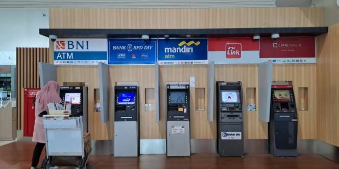 Pria Surabaya Dipenjara dan Didenda Rp50 Juta Gegara Setor Uang Rusak ke ATM