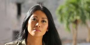 Anggun C Sasmi Liburan Bareng Keluarga, Tampil Stylish Kala Winter