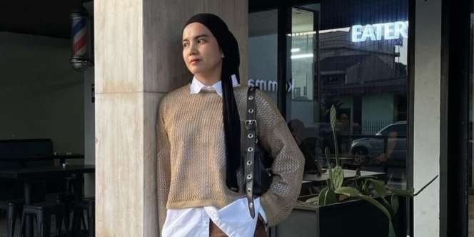 Referensi Look dengan Celana Parasut untuk Hijaber 