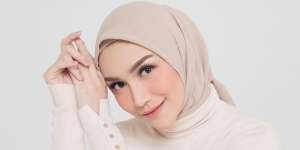 6 Potret Perjalanan Cinta Melody Prima dan Tommy Bagus yang Kini Tinggal Kenangan