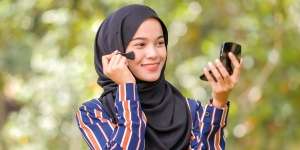 Tutorial Blush Flawless Buat Si Anti-Medok