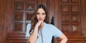 Stylish Maksimal, Duet Outfit Kece Nia Ramadhani dan Putrinya