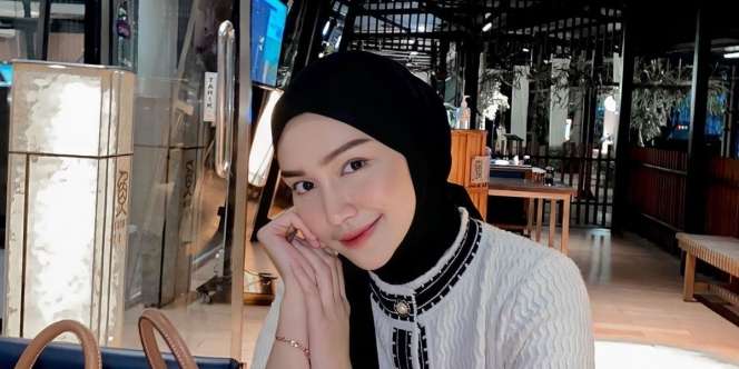 Tak Pernah Diterpa Isu Miring, Deretan Artis yang Diam-Diam Bercerai