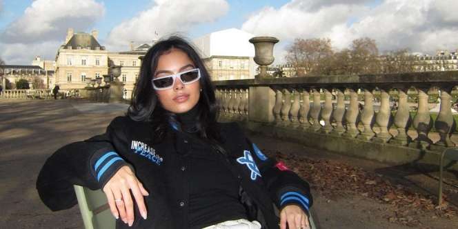 Eva Celia Pakai Varsity Jacket Bak Model, Keren!