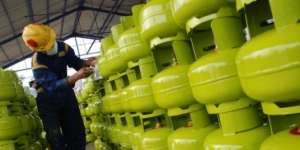 Perbanyak Stok, Pertamina Imbau Orang Kaya Pakai LPG Nonsubsidi
