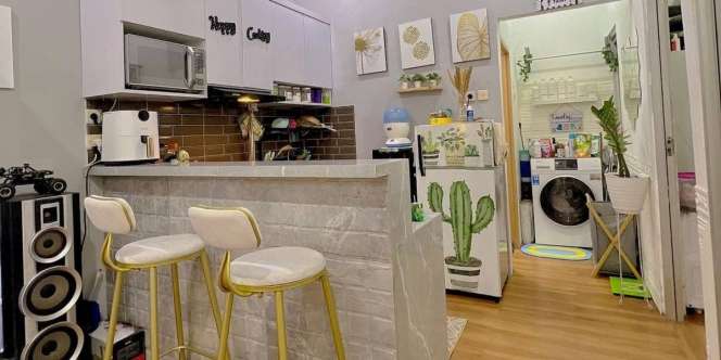 Buka Pintu Dapur Langsung Terlihat, Bentuknya Dibuat Estetik ala Bar