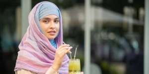 5 Vitamin yang Bisa Bantu Atasi Kerontokan Rambut