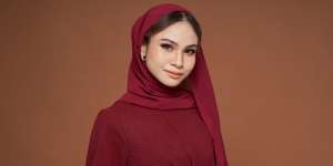 Tak Perlu Panggil MUA, Begini Teknik Retouch dan Mengganti Gaya Makeup jadi Lebih Bold