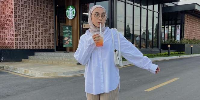 Styling Kerudung Segiempat Antiberantakan untuk Si Pengguna Kacamata