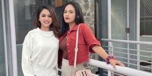 10 Pesona Cantik Imey, Adik Jenita Janet yang Tak Terpublikasi, Sering Dibilang Kembar!