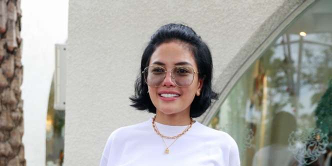 Perjalanan Karier Nikita Mirzani dari Karyawan Biasa Jadi `Nyai` Artis 