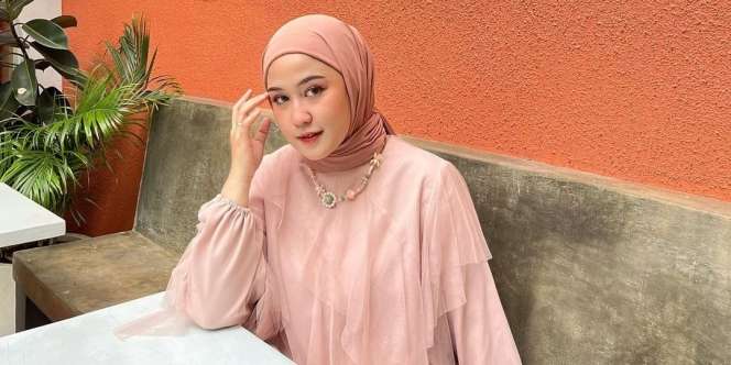Pashmina 'Sat Set' Tanpa Pentul, Cocok untuk ke Kampus