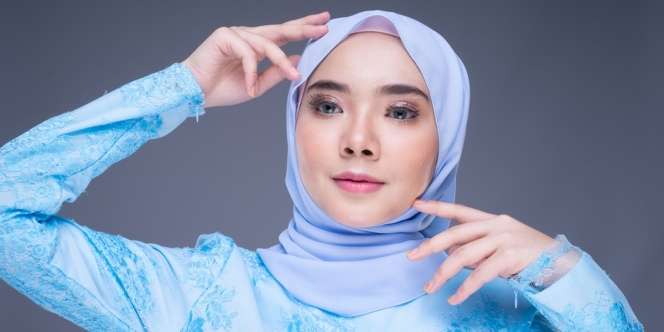 Foundation Sulit Menempel di Kulit, Rawat dengan 4 Langkah 