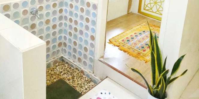 Desain Menarik Musala dan Tempat Wudhu Mini di Rumah