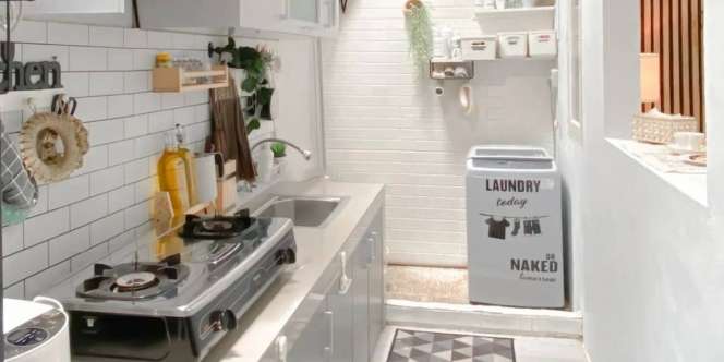 Dapur 'Segaris' Sekaligus Ruang Cuci, Penataannya Super Rapi