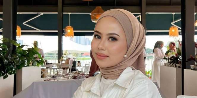 Coba Pakai Turban Motif, Tampilan Stylish Jadi Lebih Fresh