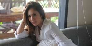 Sangking Awet Mudanya, Wajah Polos Wulan Guritno Disebut Mirip Anak SMA