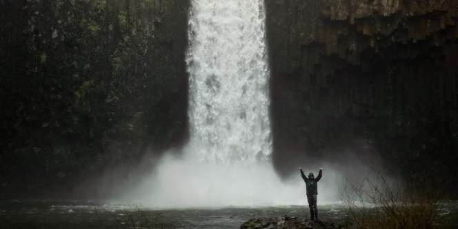 10 Arti Mimpi Melihat Air Terjun yang Dipercaya Sebagai Lambang Keberhasilan